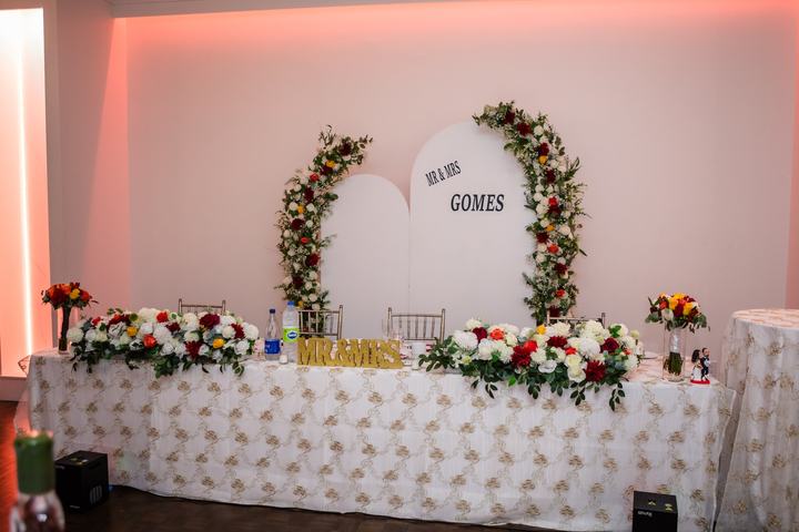 The Gomes head table with gold letters
