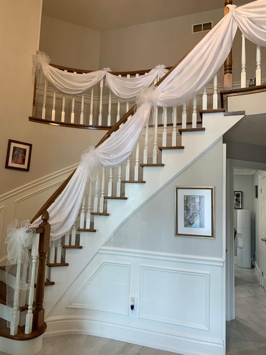 Home staircase tulle swag