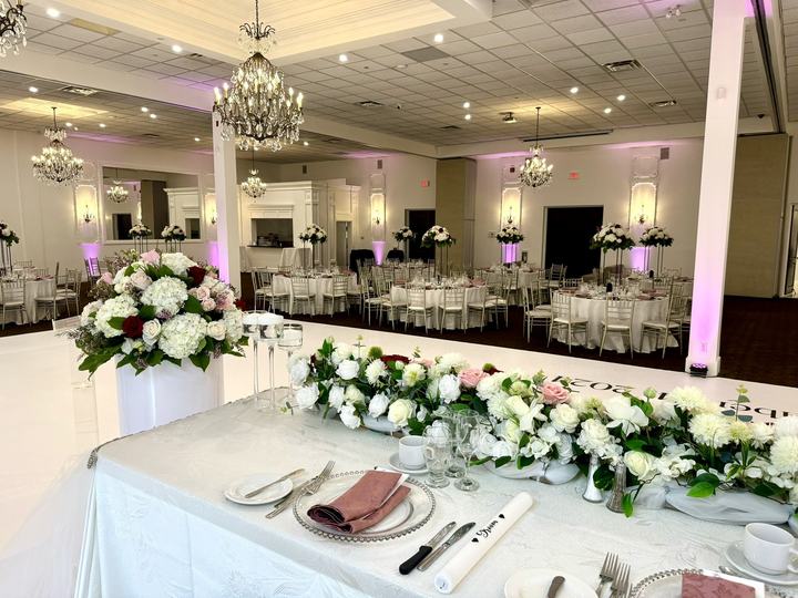Head table long floral runner, ballroom
