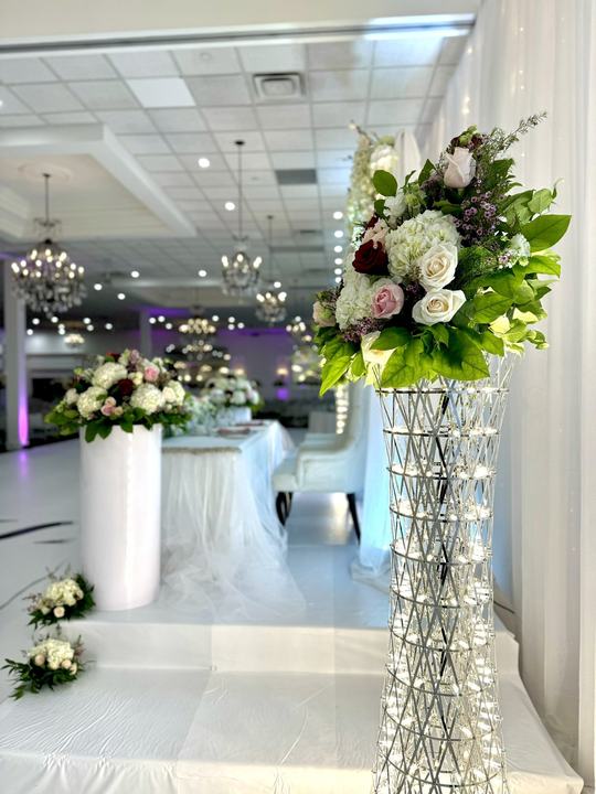 Tall crystal stand centerpiece